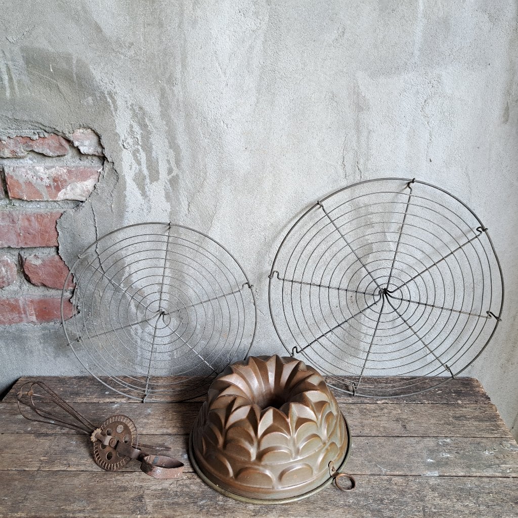 Oud brocante taartrooster handmixer koperen bakvorm *Etage3*, Gebruikt, ., Ophalen of Verzenden, .