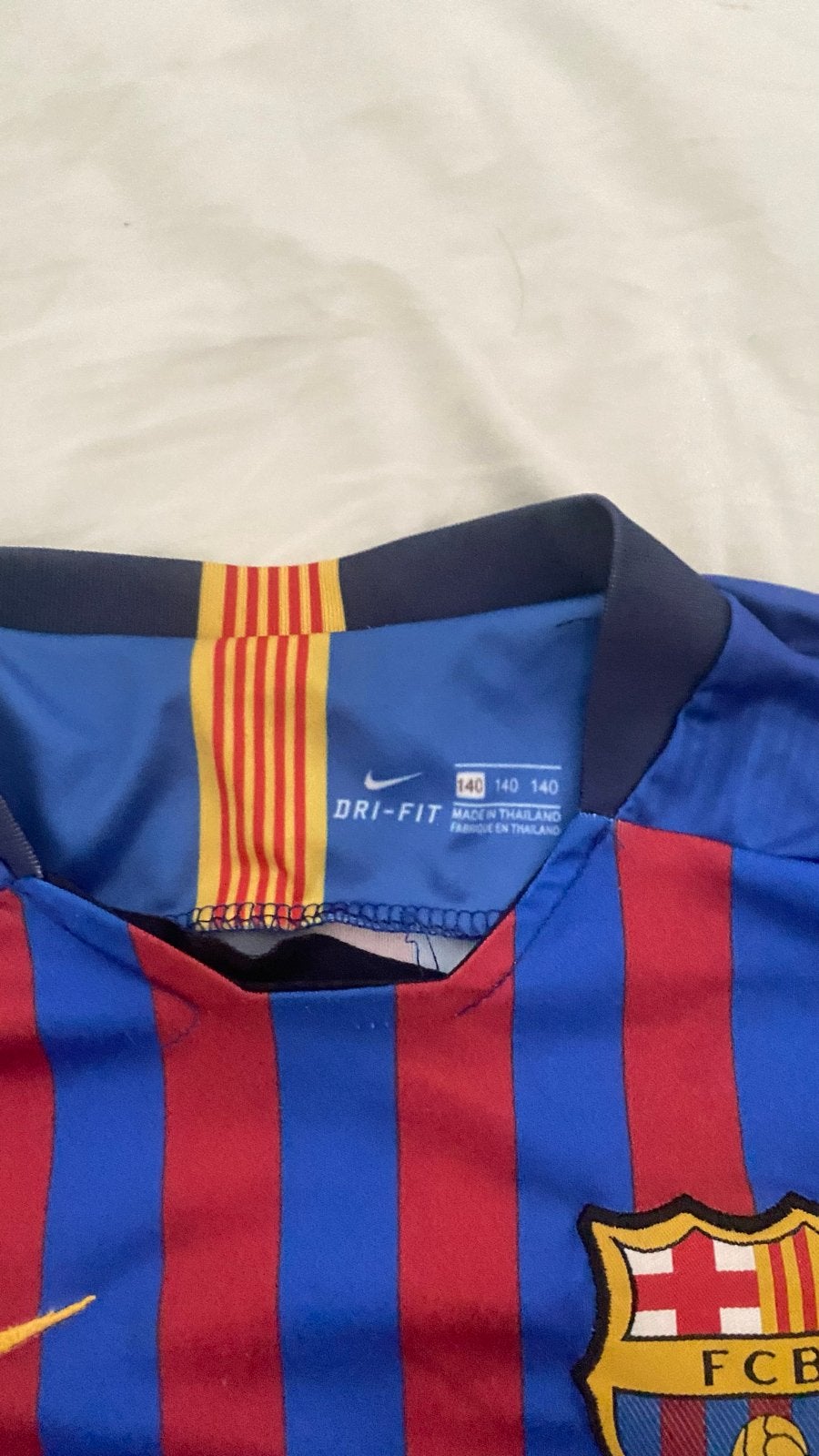Retro FC Barcelona Messi T-shirt - Maat 140, Kinderen en Baby's, Kinderkleding | Maat 140, Ophalen of Verzenden, Gebruikt, Jongen