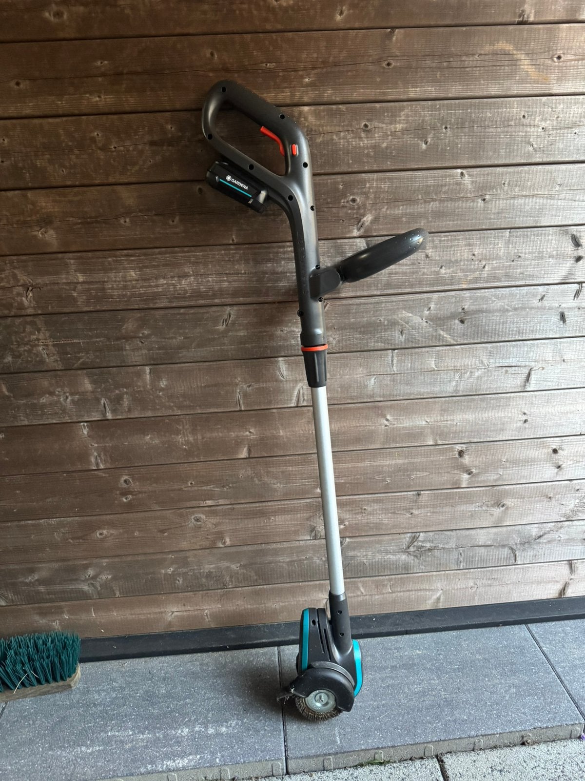 GARDENA Accu-onkruidborstel, Ophalen, Zo goed als nieuw