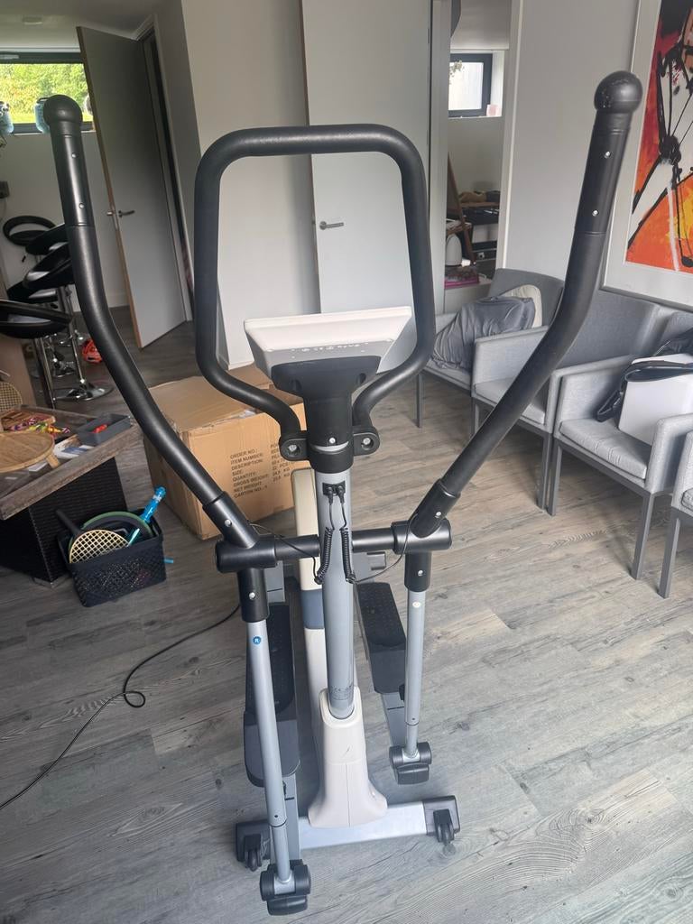 Sportsline Crosstrainer - Ideaal voor thuistraining, Ophalen, Benen, Gebruikt, Crosstrainer