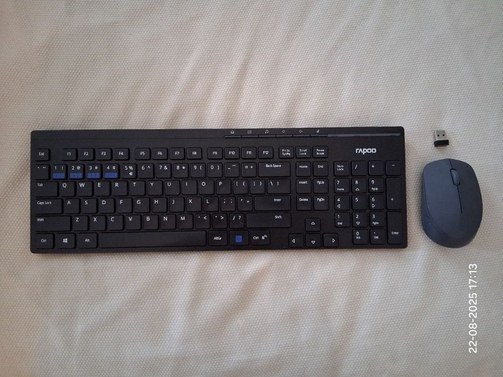 Rapoo 8100M Wireless Combo Set - Toetsenbord en Muis, Computers en Software, Toetsenborden, Toetsenbord en muis-set, Verzenden