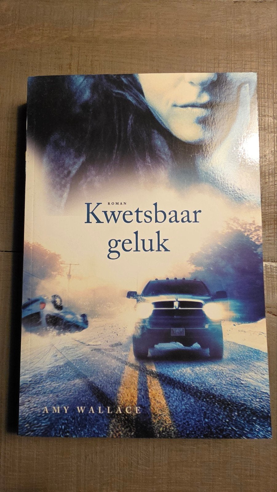 Kwetsbaar geluk - Amy Wallace, Boeken, Ophalen of Verzenden, Gelezen, A. Wallace