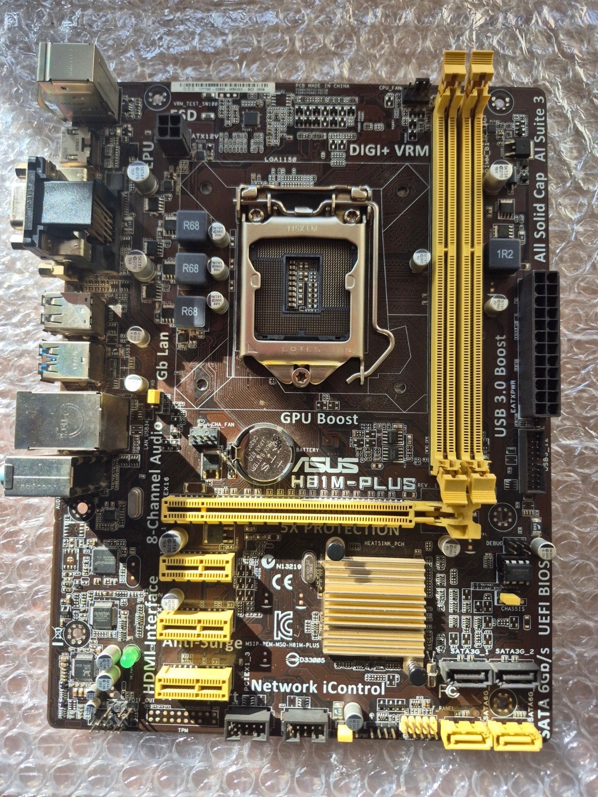 Asus H81M-Plus socket (LGA) Socket 1150, niets mis mee, Ophalen of Verzenden, DDR3