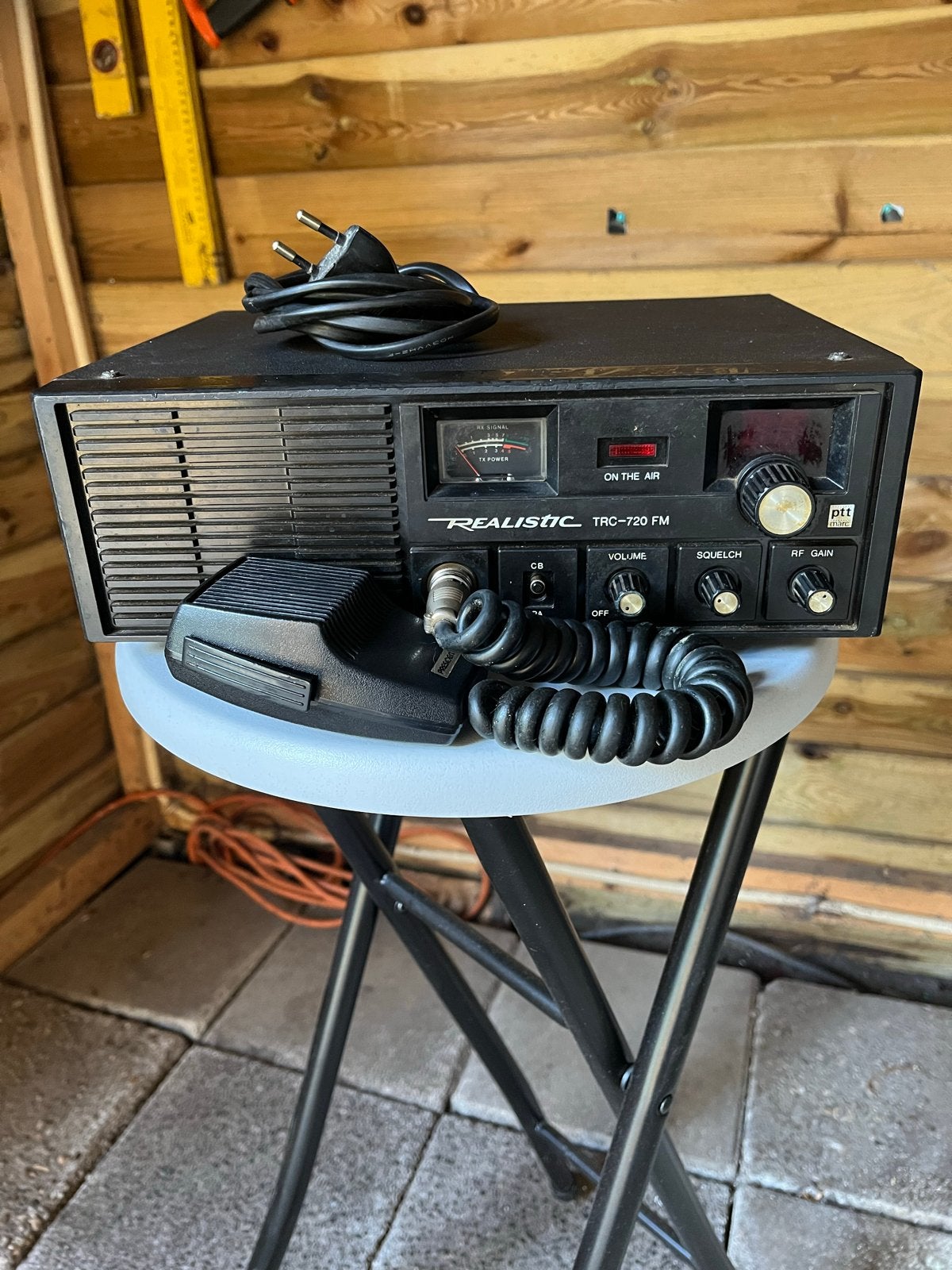 Realistic TRC-720 FM CB-radio - Vintage en Functioneel, Ophalen of Verzenden, Gebruikt