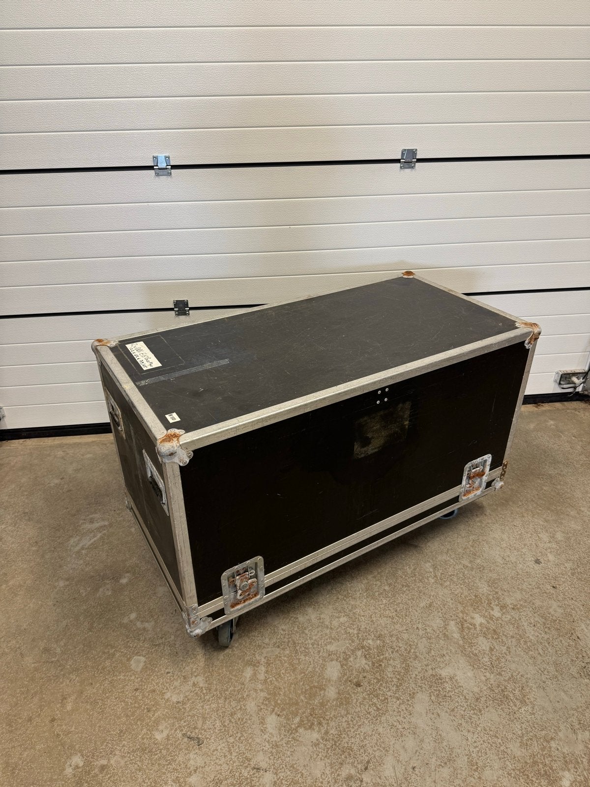 Flightcase voor 2x D&B Audiotechnik Bassmax speakers, Ophalen of Verzenden, Gebruikt, Overige instrumenten, Flightcase