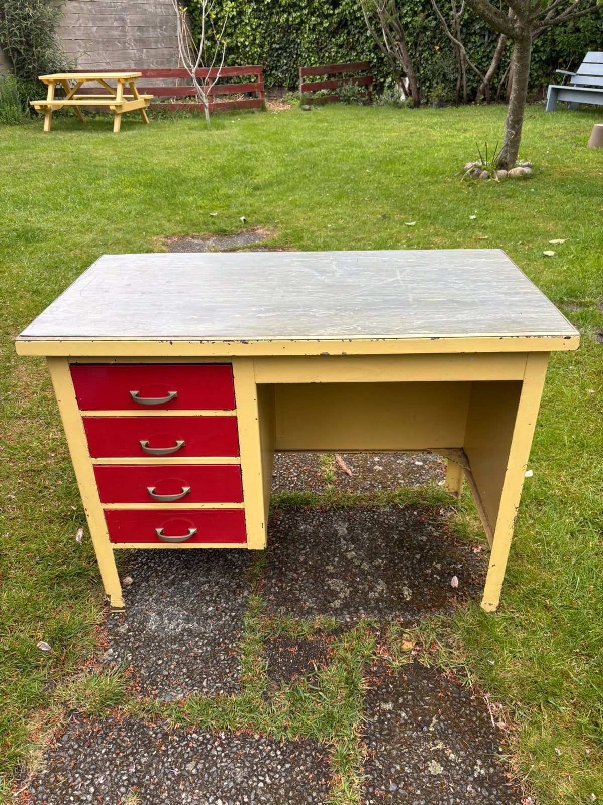 Vintage bureau stalen kinderbureau gispen stijl, Ophalen, Gebruikt, Met lades, Metaal