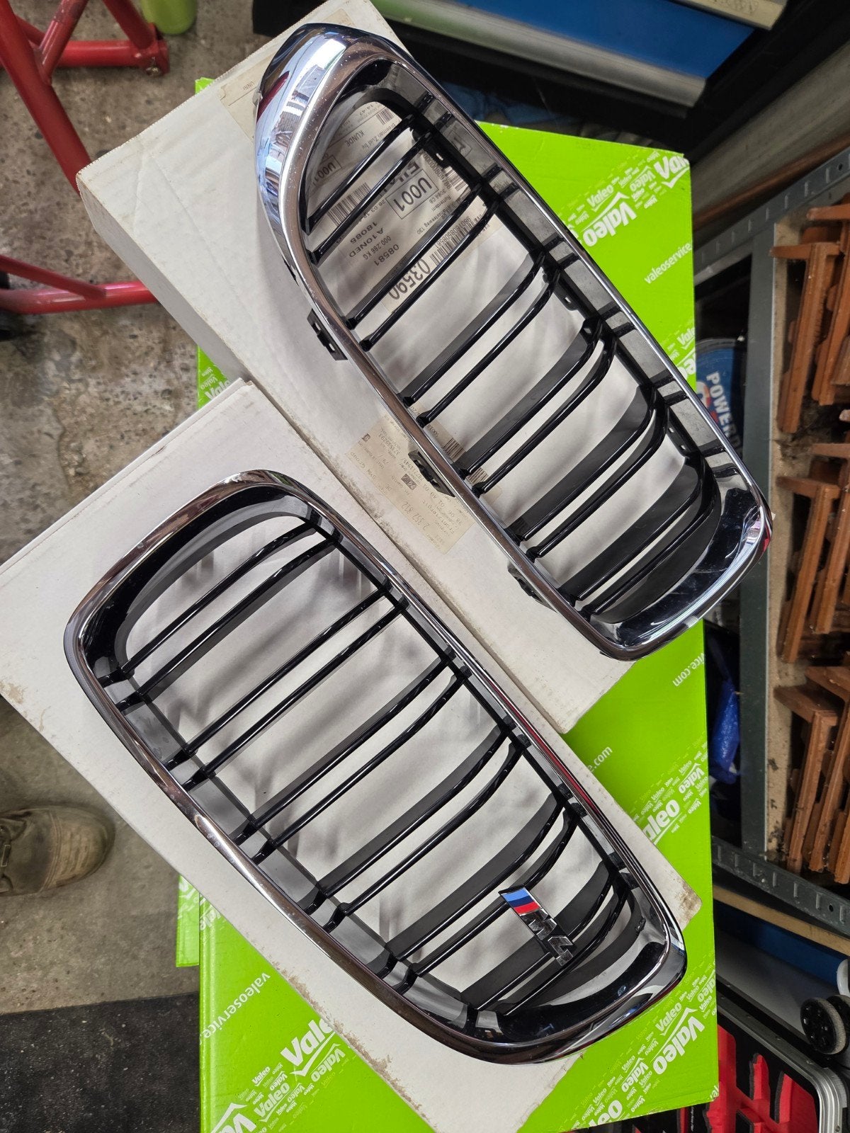 Originele BMW M4 F8x Nieren Zwart met Chroom, Ophalen of Verzenden, Gebruikt, Voor, BMW