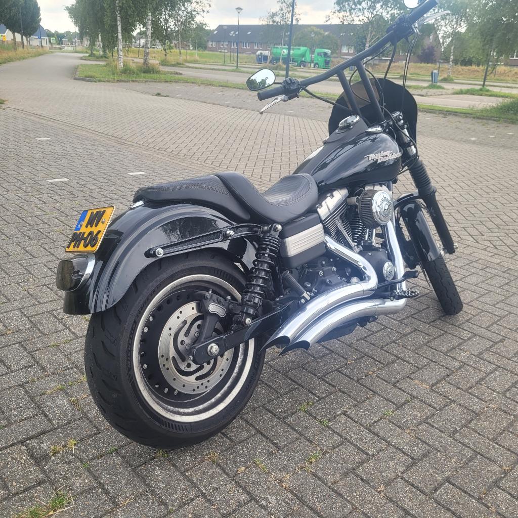 Harley Davidson Dyna Street Bob Clubstyle bj. 2006, Sportuitlaat, 2 cilinders, -, 1600 cc