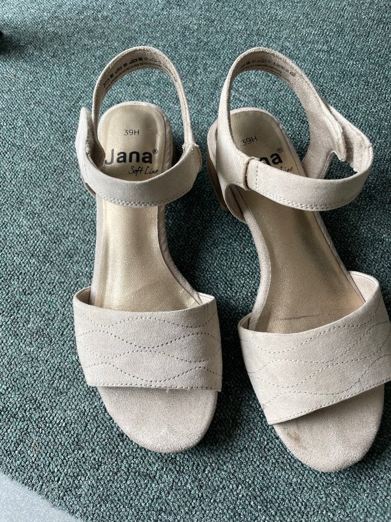 Jana softline sandalen beige zand maat 39, Jana, Beige, Zo goed als nieuw, Sandalen of Muiltjes