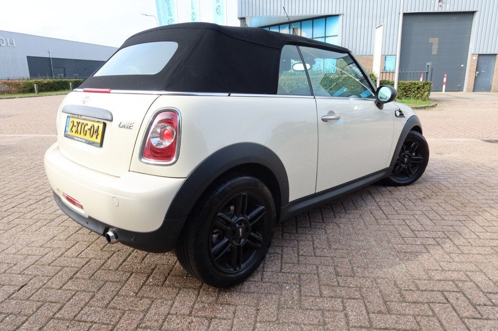 Mini ONE 1.6 One Pepper ( ORIGINELE KILOMETERS ), Auto's, Voorwielaandrijving, Gebruikt, 4 cilinders, Cabriolet