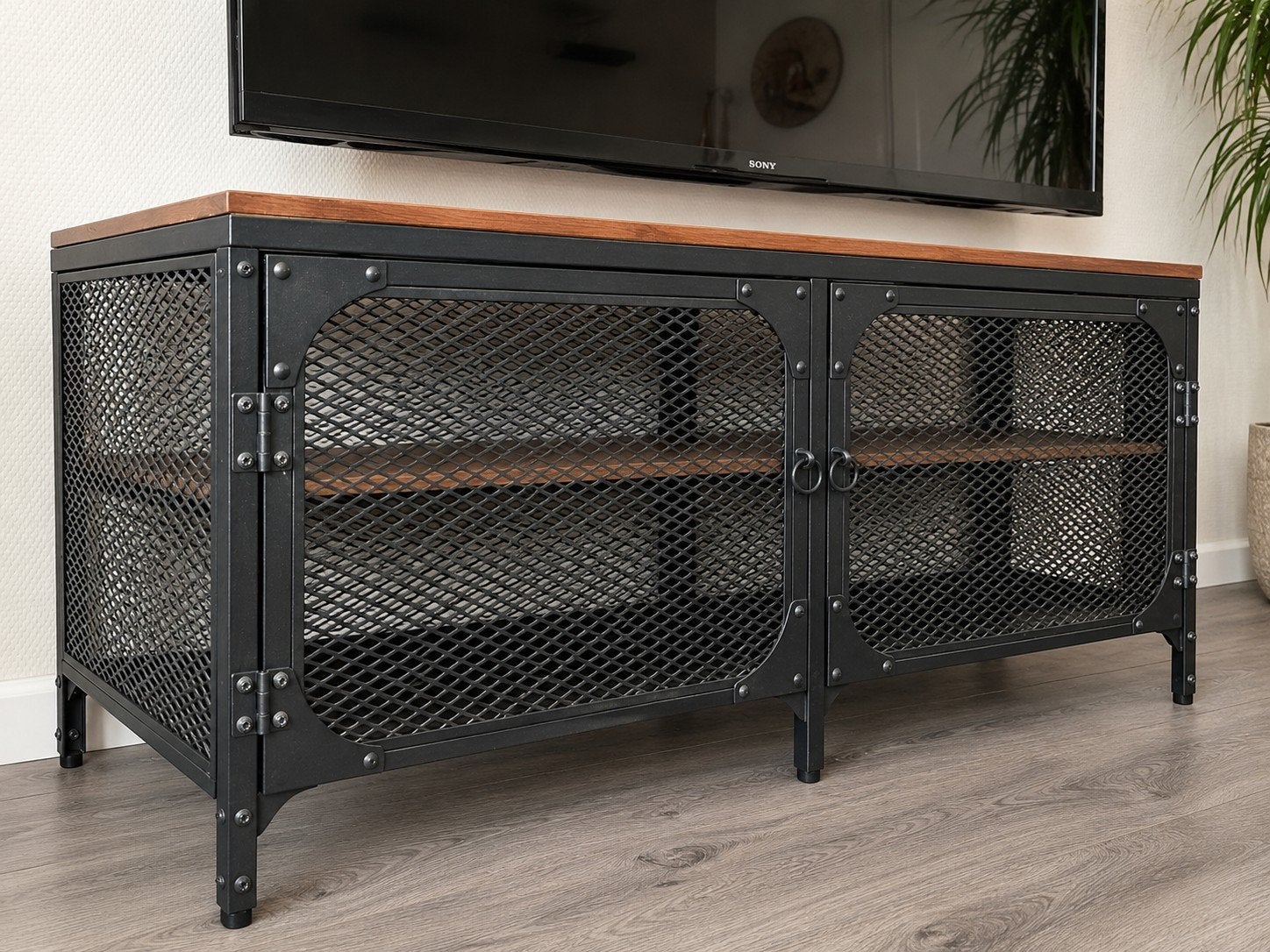 Industrieel TV-meubel / Opbergkastje met 2 deurtjes / IKEA, Ophalen, 25 tot 50 cm, Minder dan 100 cm