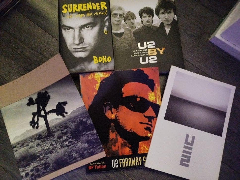U2- BONO BOEKEN COLLECTIE, Verzamelen, Ophalen of Verzenden, Zo goed als nieuw, Boek, Tijdschrift of Artikel