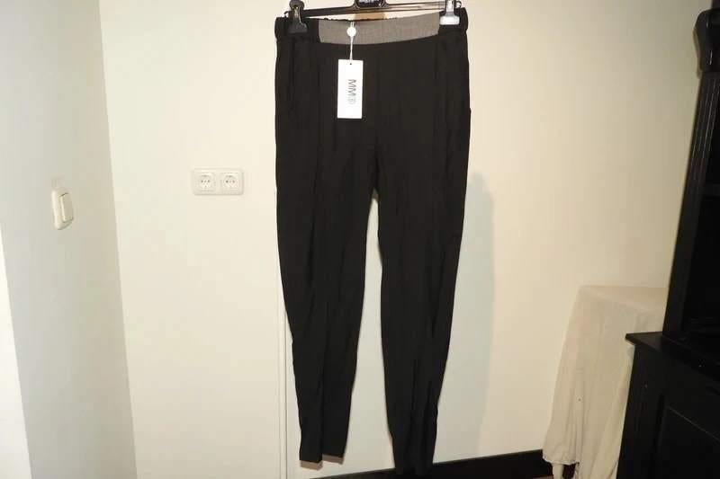 MM6 Maison Martin Margiela nieuwe broek elastisch taille42, MM6, Verzenden, Zwart, Nieuw
