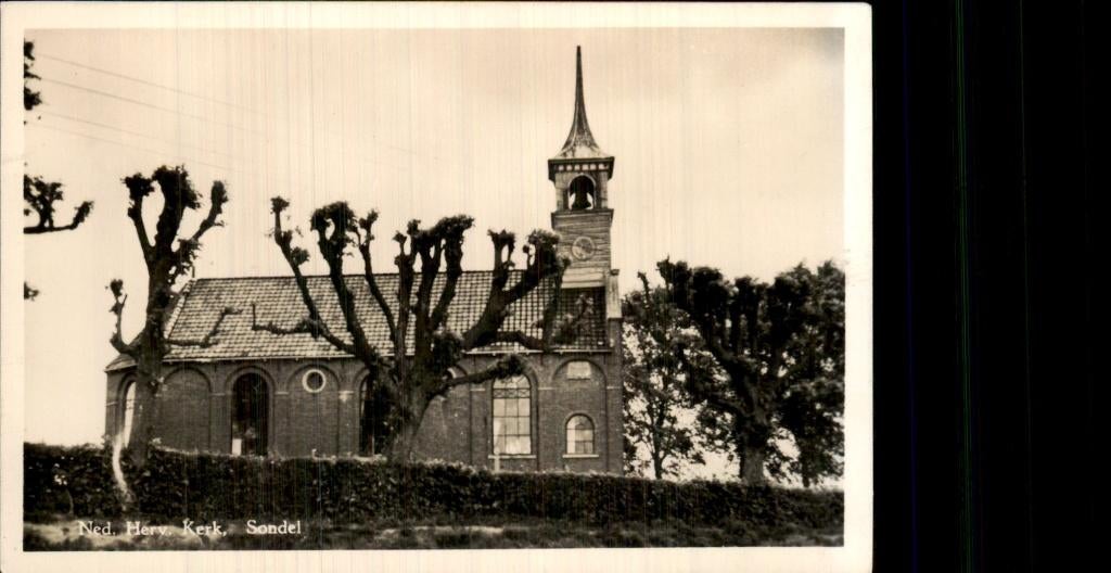 Sondel - Ned. Herv. Kerk - Exterieur, Ophalen of Verzenden, 1940 tot 1960, Ongelopen, Friesland