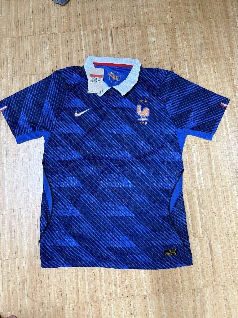 [Instock] World Cup Jersey 2026 Varies Country, Kleding | Heren, T-shirts, Puma, Maat 56/58 (XL), Ophalen of Verzenden, Zo goed als nieuw