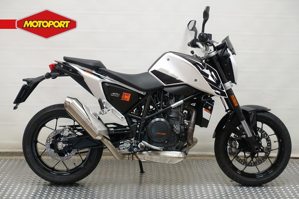 KTM 690 Duke (bj 2018), Motoren, E 3
A-5230  Mattighofen, AT, Bedrijf, Toermotor, KTM Motorcycles GmbH