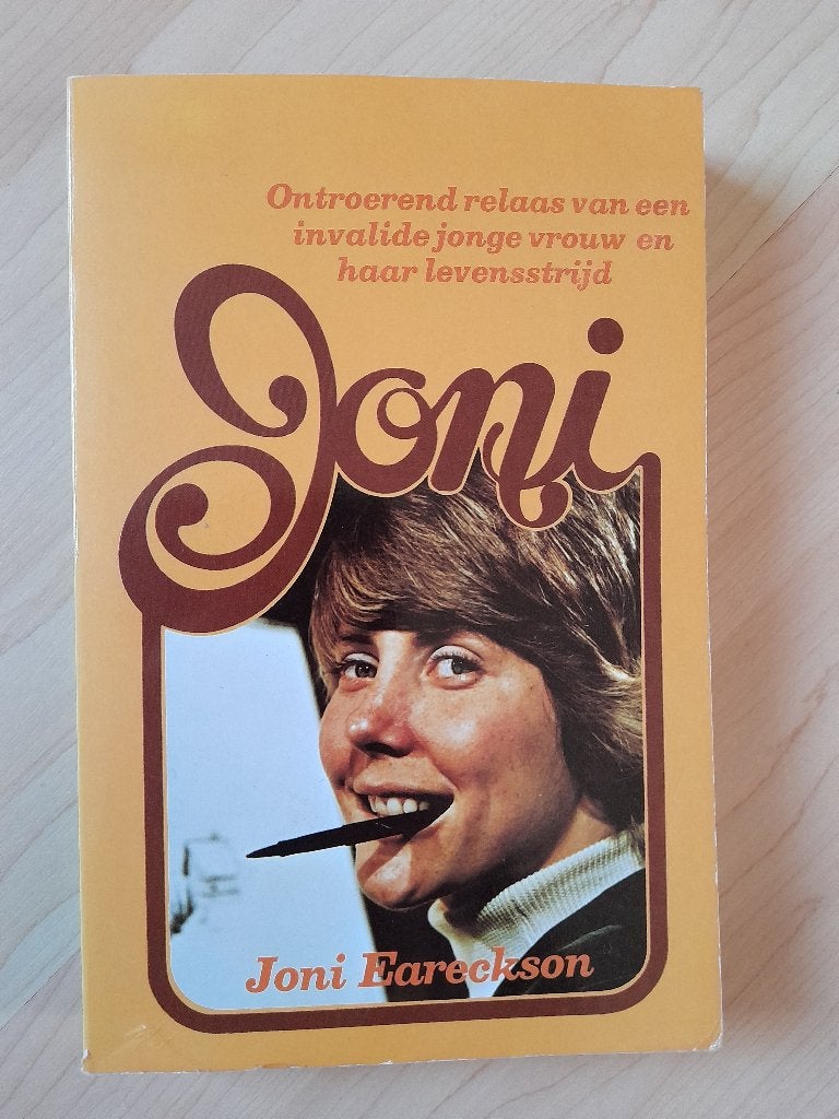 JONI Joni Eareckson ONTROEREND RELAAS VAN EEN INVALIDE, Ophalen of Verzenden, Gelezen