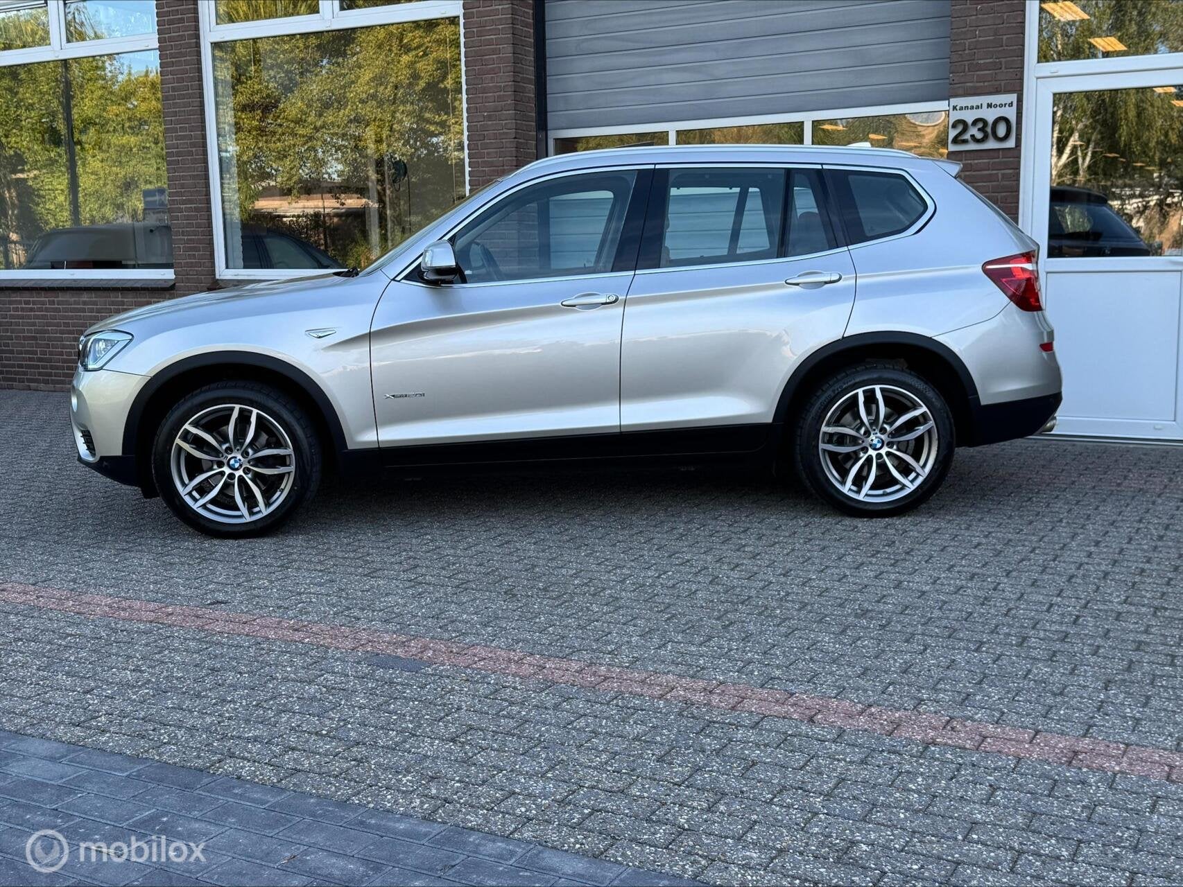 BMW X3 xDrive20i HIGH EXE LEDER/PANO/ECC-AIRCO/CRUISE, Auto's, Automaat, Gebruikt, Euro 6, 4 cilinders