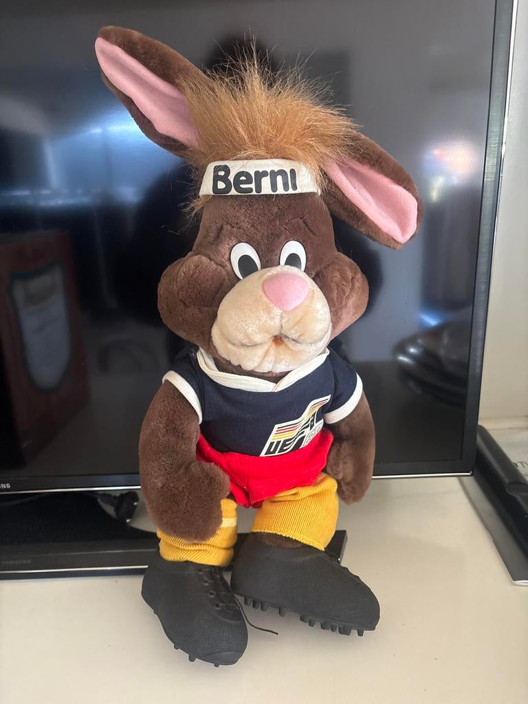Vintage Berni Konijn EK 1988 Mascotte Knuffel, Overige merken, Overige karakters, Konijn, Ophalen of Verzenden