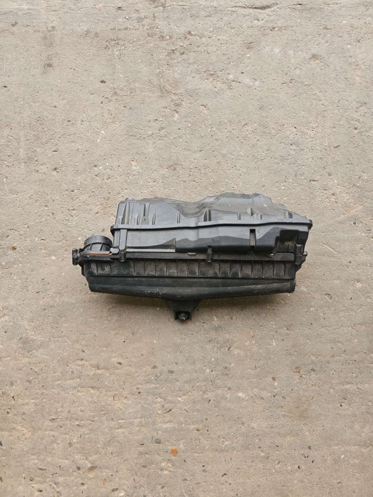 LUCHTFILTERHUIS PEUGEOT 1.6 16V VTI, Niet ingevuld, Gebruikt, Niet ingevuld, Ophalen of Verzenden