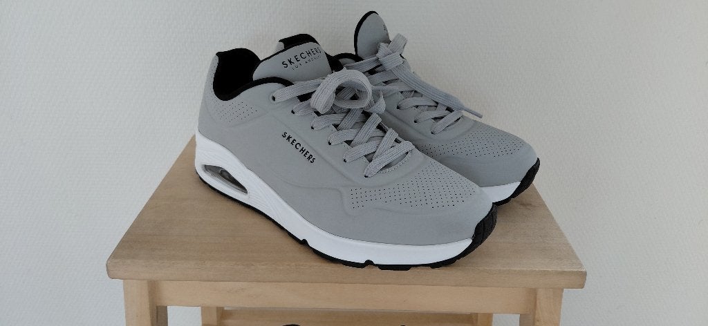 2 paar schoenen nieuwe skechers maat 43, Kleding | Heren, Schoenen, Ophalen, Overige kleuren, Nieuw, Sneakers of Gympen