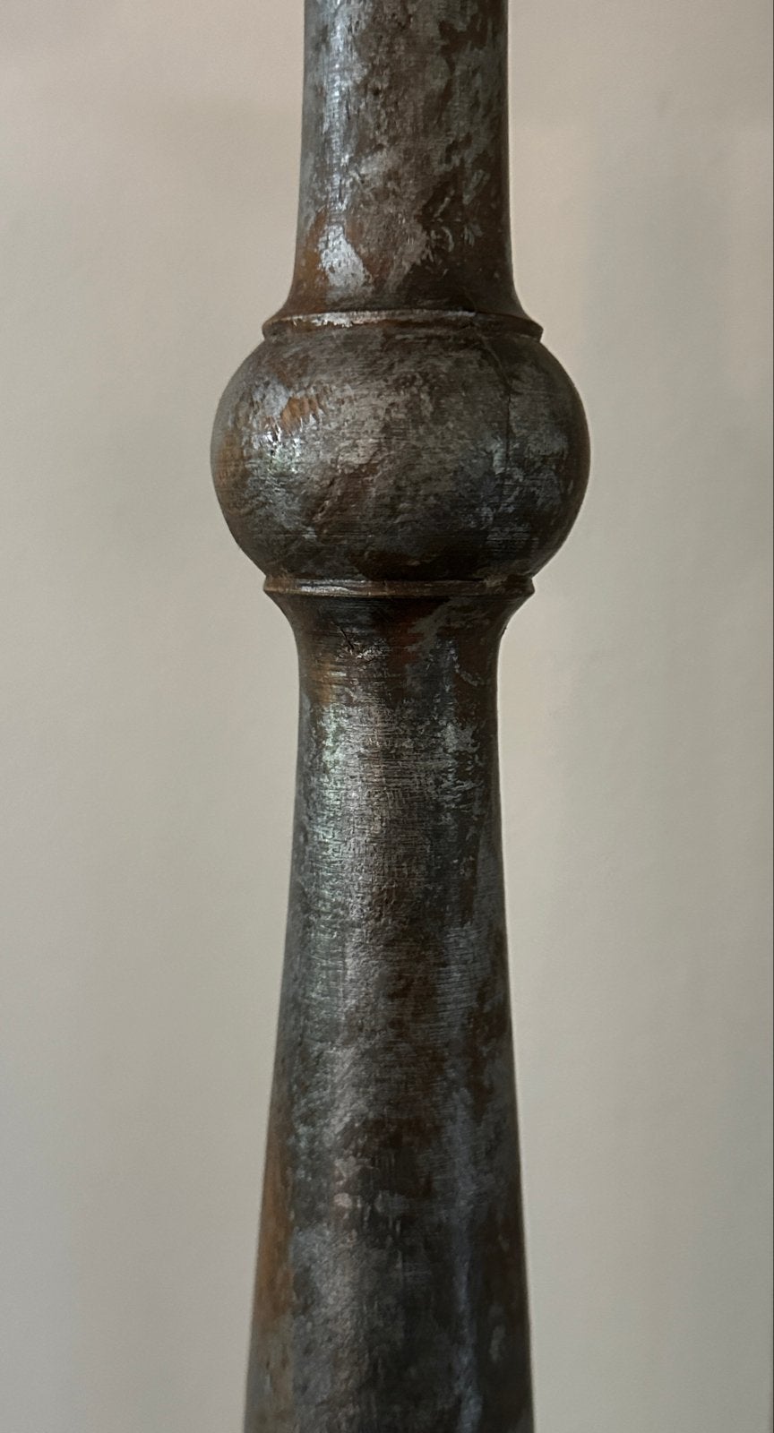 kandelaars - Set van 2, Ophalen of Verzenden, Hout, 50 tot 75 cm