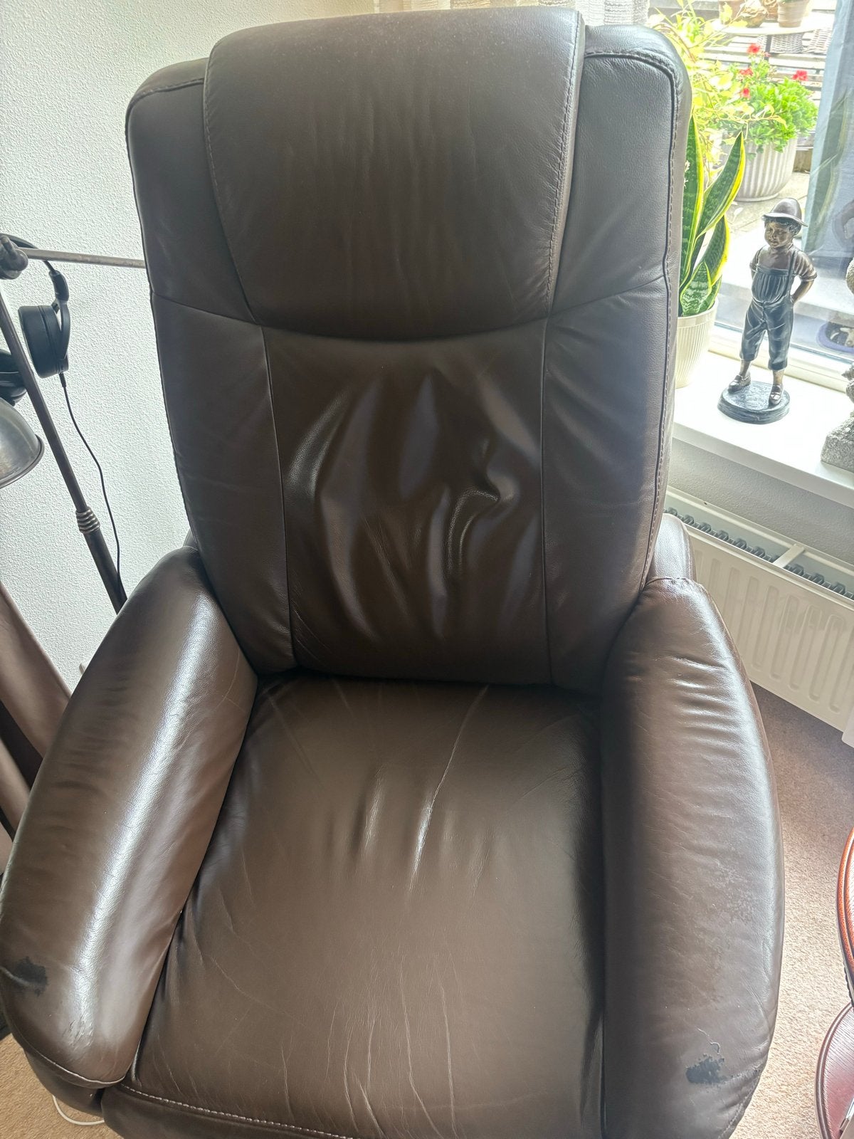 Comfortabele bruine leren relaxfauteuil elektrisch, Ophalen of Verzenden, Gebruikt, Leer, 75 tot 100 cm
