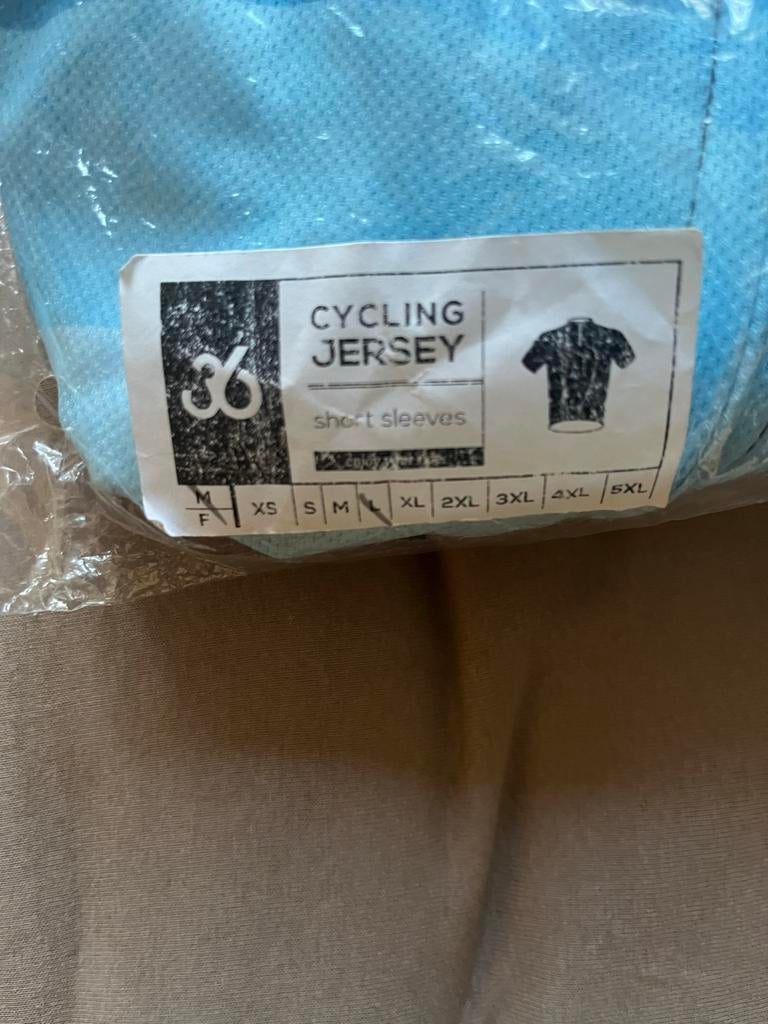 Fietskleding Set (2x) - Maat L - Nieuw FFTK, Fietsen en Brommers, Fietsaccessoires | Fietskleding, Heren, Nieuw, Ophalen of Verzenden