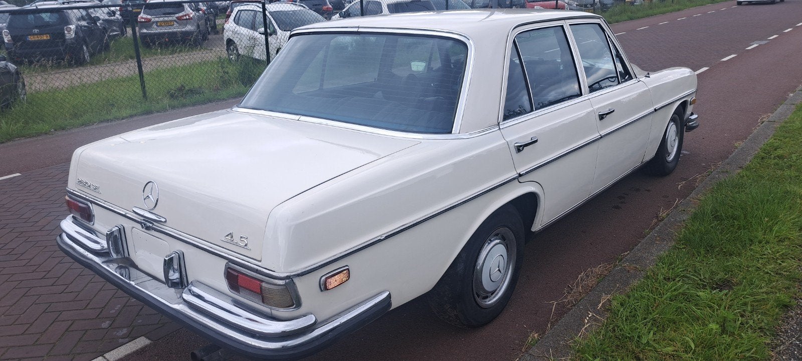 MERCEDES BENZ 280 SE 4.5 V8, foto 3