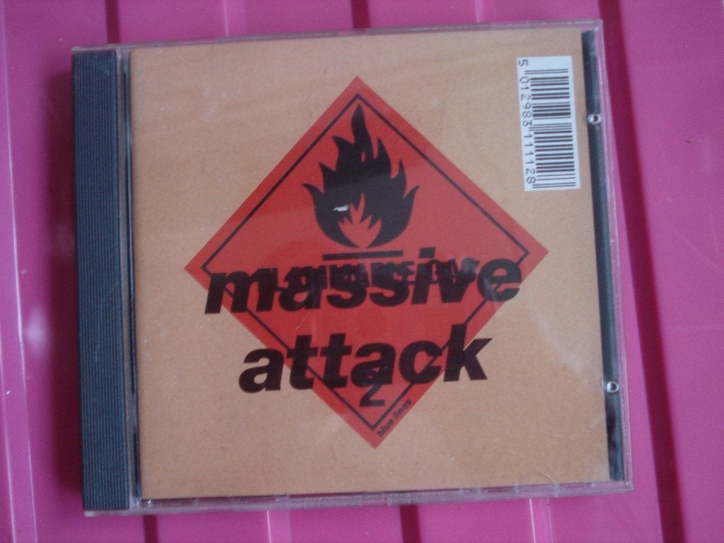MASSIVE ATTACK -BLUE LINES triphop, dub , downtempo, Cd's en Dvd's, Cd's | Pop, Gebruikt, Overige genres, Ophalen of Verzenden