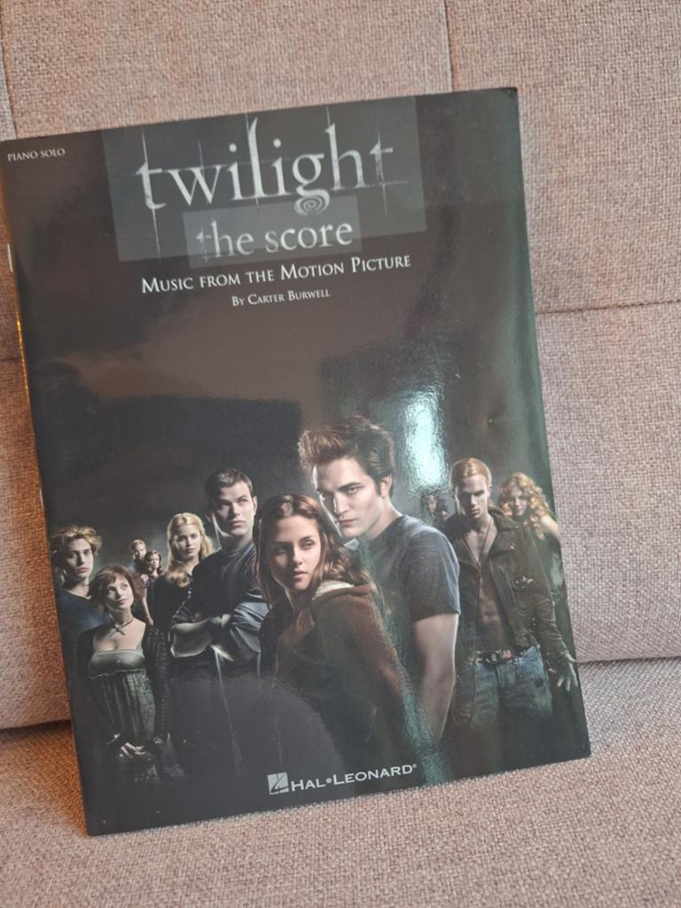Twilight Music From The Motion Picture Piano Solo, Boeken, Muziek, Ophalen of Verzenden, Zo goed als nieuw, Artiest, Carter Burwell