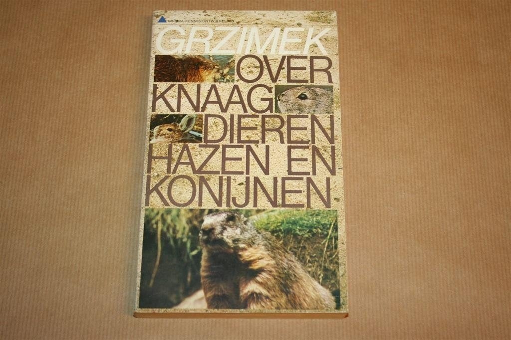 Grzimek over knaagdieren, hazen en konijnen, Ophalen of Verzenden, Gelezen