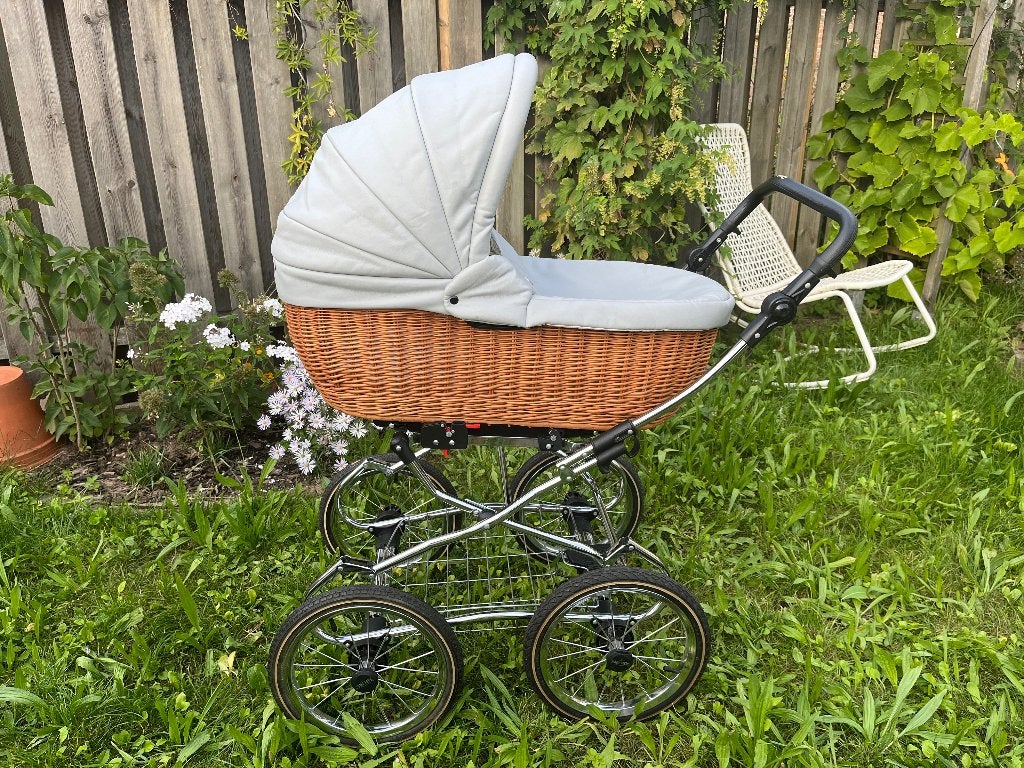Klassieke retro kinderwagen combiwagen rotan, Gebruikt, Verstelbare duwstang, Combiwagen, Ophalen
