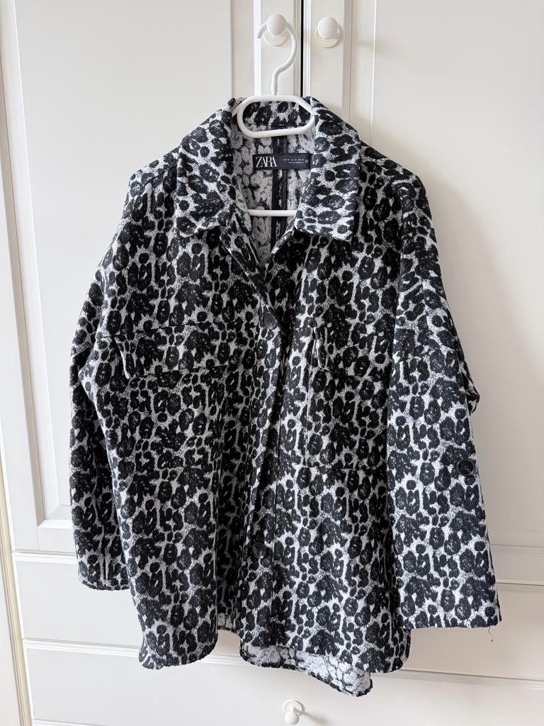 Zara Leopard Print Overshirt - Zwart/Wit, Ophalen of Verzenden, Zo goed als nieuw, Maat 38/40 (M), Zwart