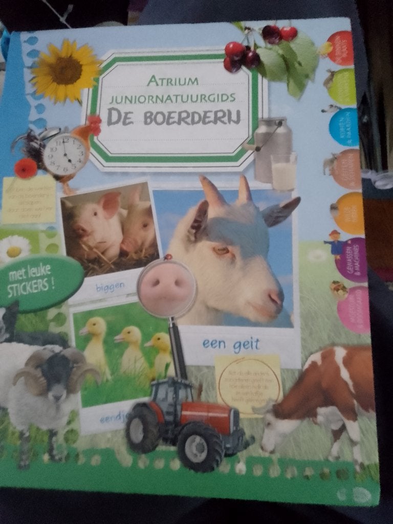 atrium junioirnatuurgids     de boerderij, Boeken, Natuur, Ophalen of Verzenden