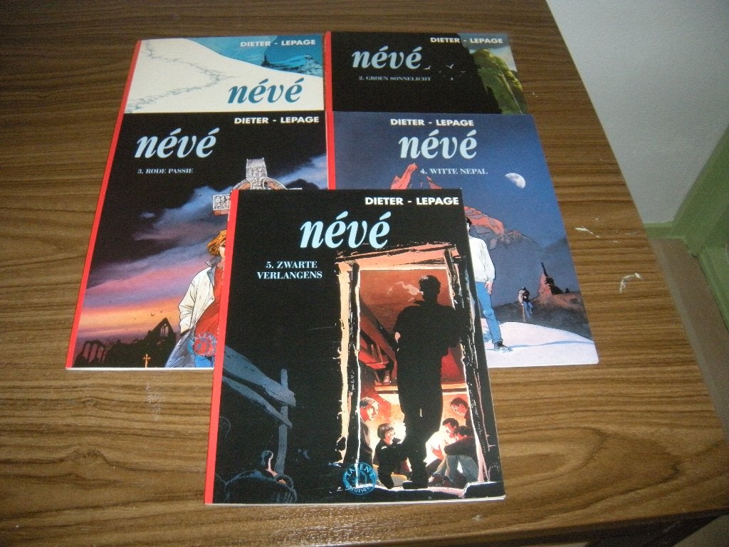 Neve 5 delen SC, Boeken, Complete serie of reeks, Ophalen of Verzenden, Zo goed als nieuw
