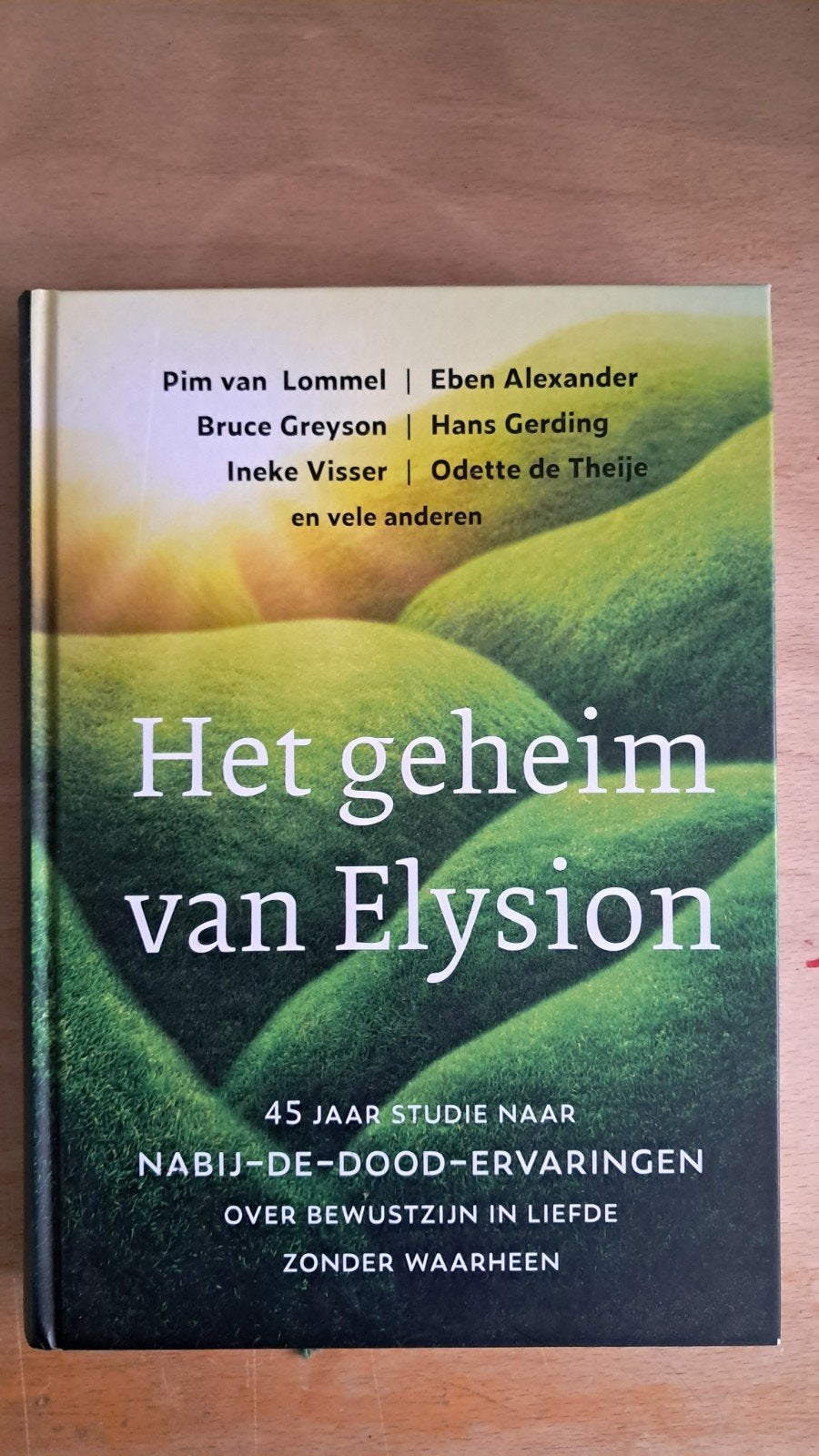 Ineke Visser - Het geheim van Elysion, Achtergrond en Informatie, Spiritualiteit algemeen, Zo goed als nieuw, Ineke Visser; Pim van Lommel; Eben Alexander; Bruce Greyson; ...