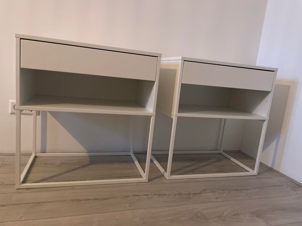 IKEA Vikhammer Nachtkastjes - Zo goed als nieuw, Ophalen, Zo goed als nieuw, 45 tot 65 cm, 55 tot 70 cm