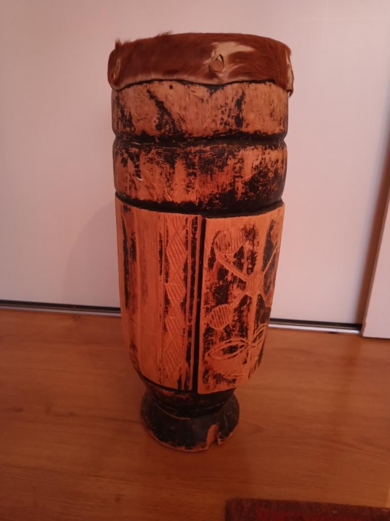 Trommel trom hout met vel ,huid bespannen, Ophalen of Verzenden, Gebruikt, Trommel