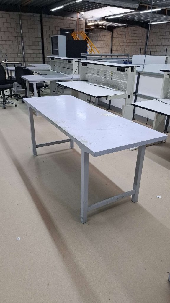 Werkbank montage tafel, Ophalen, Gebruikt, -, -