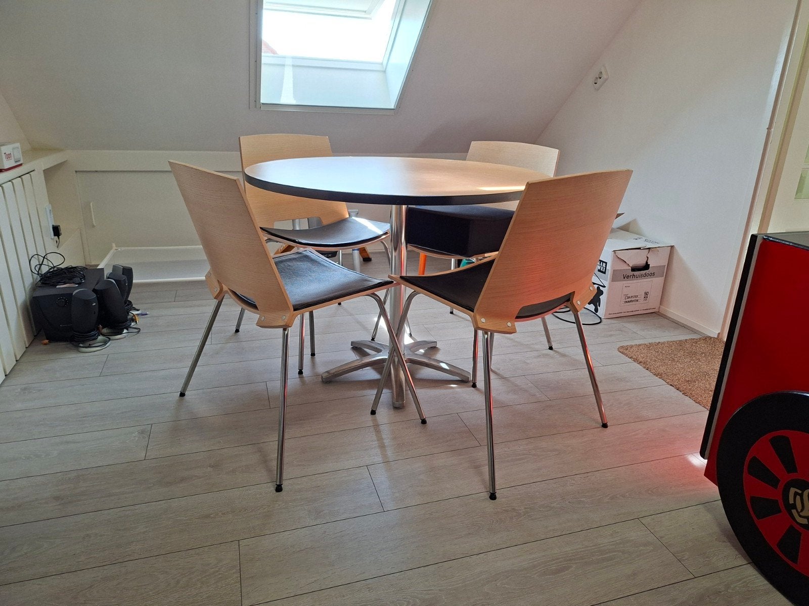 Set van 4 moderne stoelen met tafel, Ophalen, Gebruikt, Overige kleuren, Vier