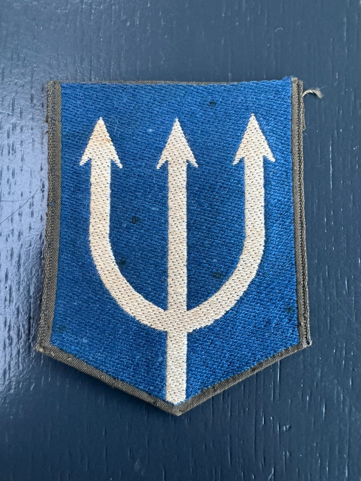 Mouwembleem 3e divisie DT63, Ophalen of Verzenden, Landmacht, Nederland, Embleem of Badge