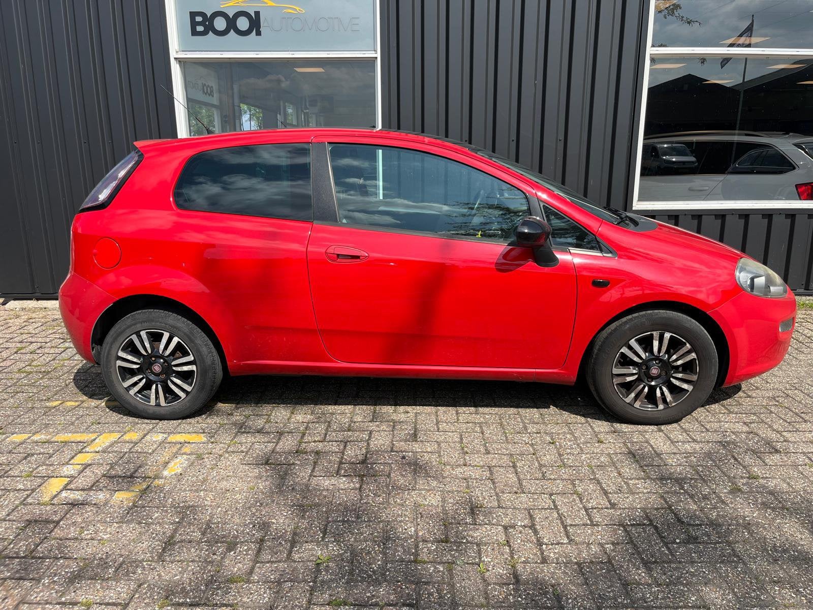 Fiat Punto 0.9 Twinair 85 3-D Clima., Auto's, Voorwielaandrijving, Stof, 40 €/maand, Zwart