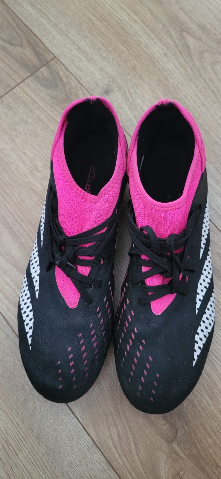 Adidas Predator voetbalschoenen - Maat 44 2/3, Maat XS of kleiner, Ophalen of Verzenden, Zo goed als nieuw, Schoenen