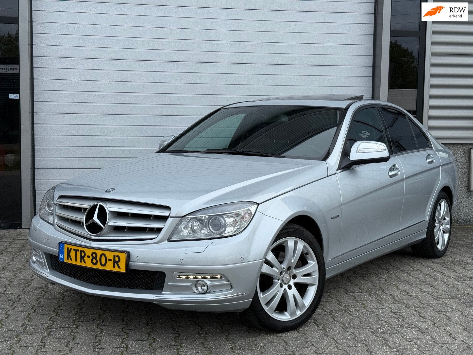 Mercedes-Benz C-klasse 280 Avantgarde Xenon Schuifdak, Automaat, Achterwielaandrijving, Zwart, Leder en Stof