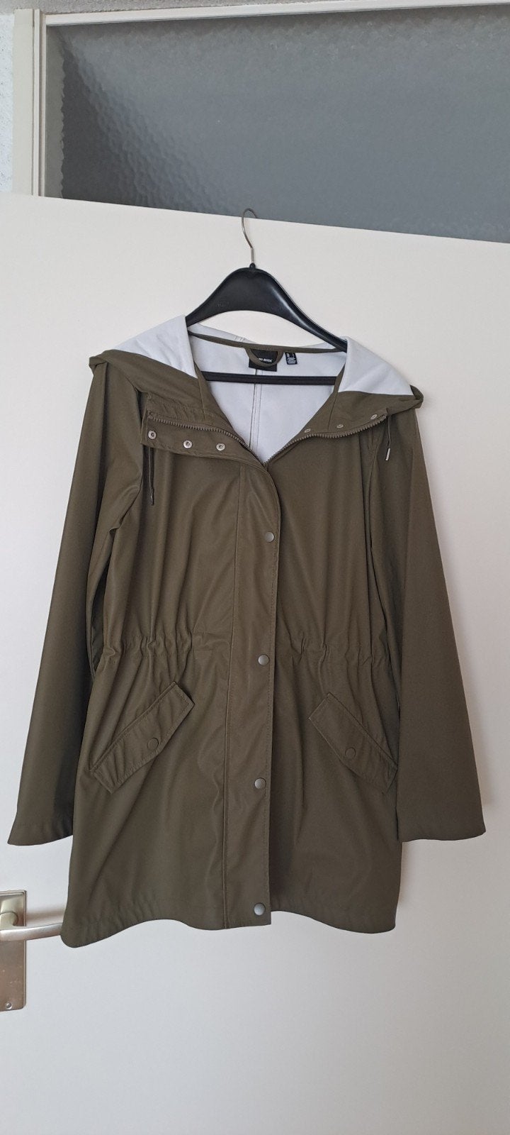Vero moda regenjas, maat L., Ophalen of Verzenden, Zo goed als nieuw, Jas of Mantel