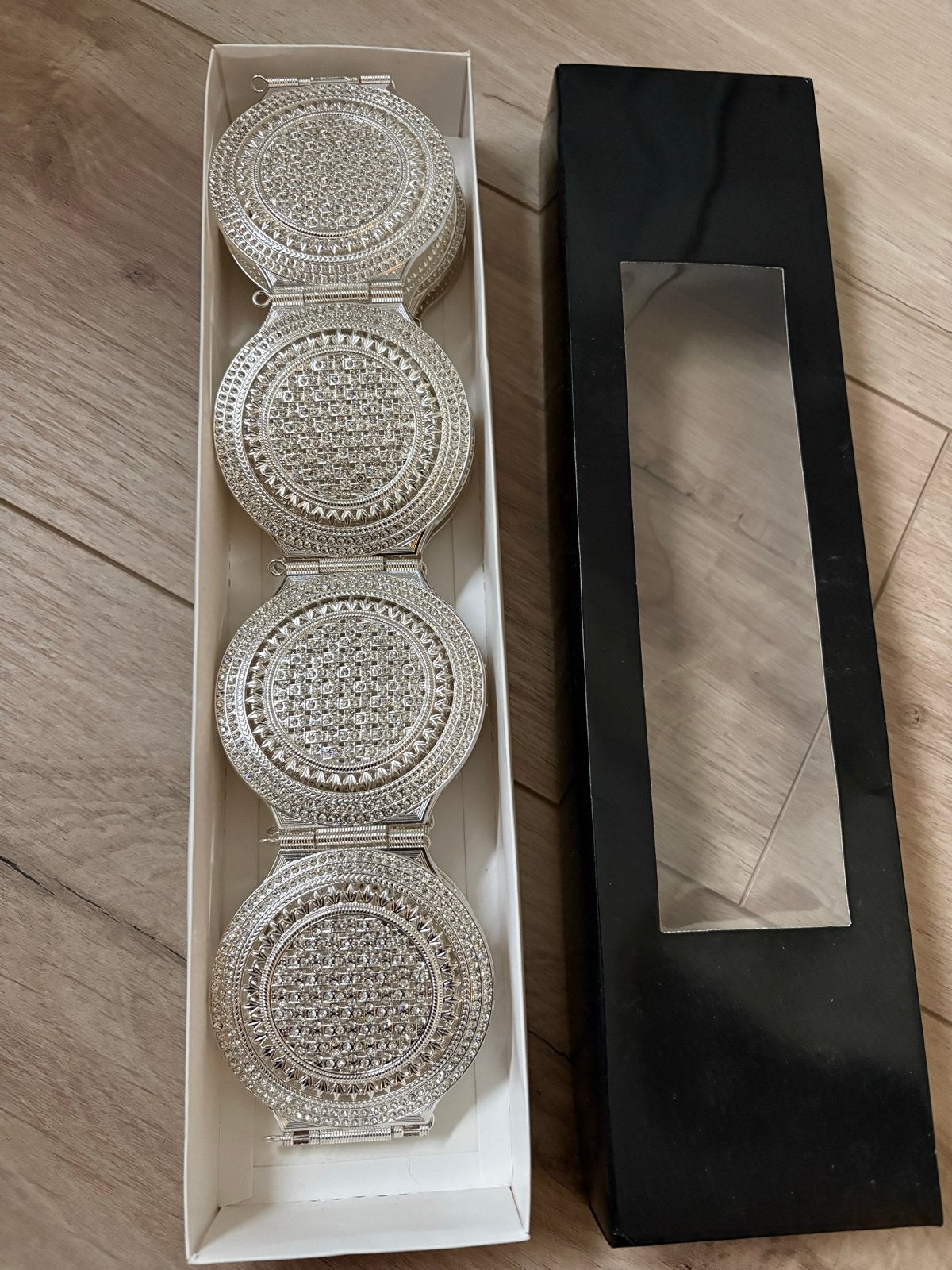 Riem voor kaftan. Zilverkleurig, Ophalen of Verzenden, Zo goed als nieuw