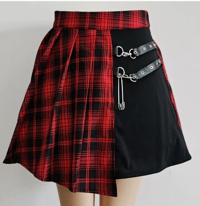 Gothic / Vintage rok ruiten stijl met hoge taille en riemen, Kleding | Dames, Zwart, Ophalen of Verzenden, Zo goed als nieuw, Maat 34 (XS) of kleiner