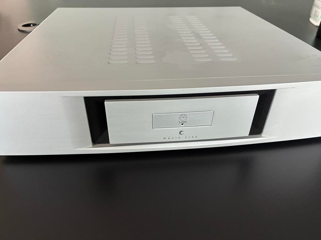 Linn Majik 2100 eindversterker – zeer nette staat, Zo goed als nieuw, 60 tot 120 watt, Stereo, Ophalen