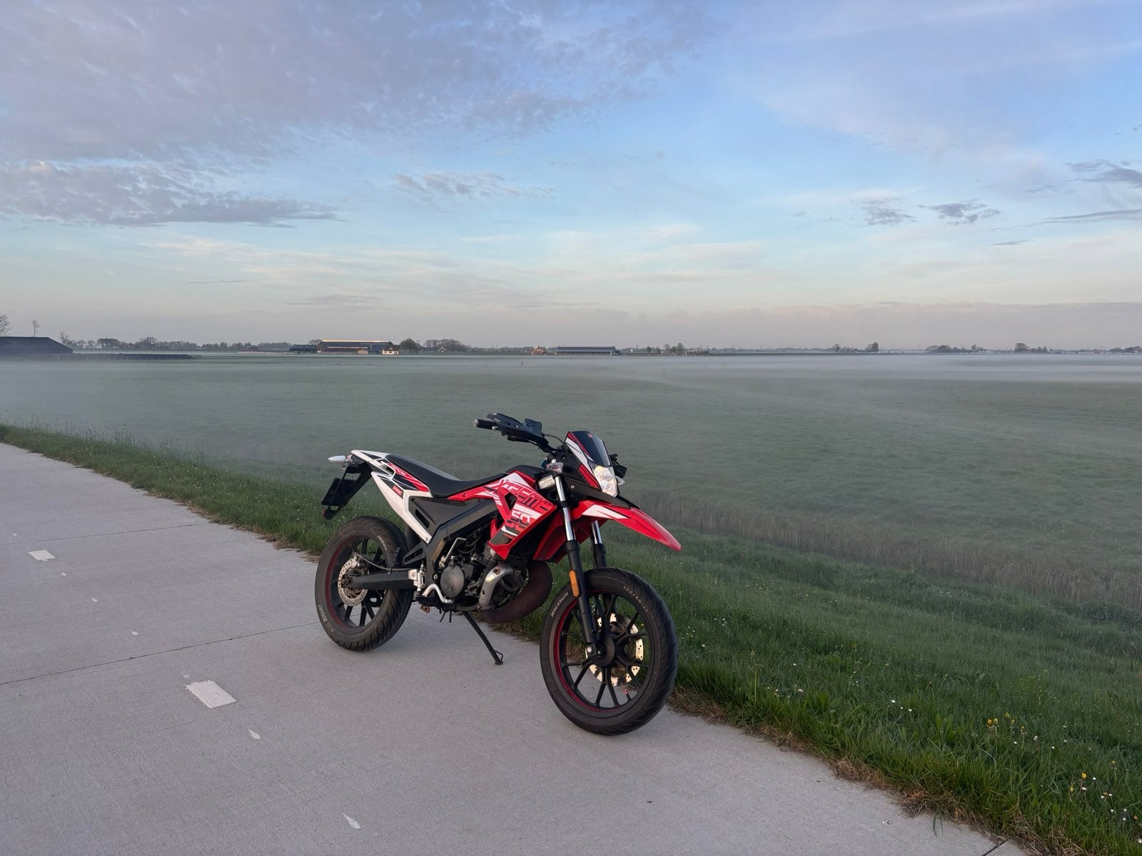 Derbi senda schakelbrommer, Ophalen, 6 versnellingen, Maximaal 45 km/u, Zo goed als nieuw